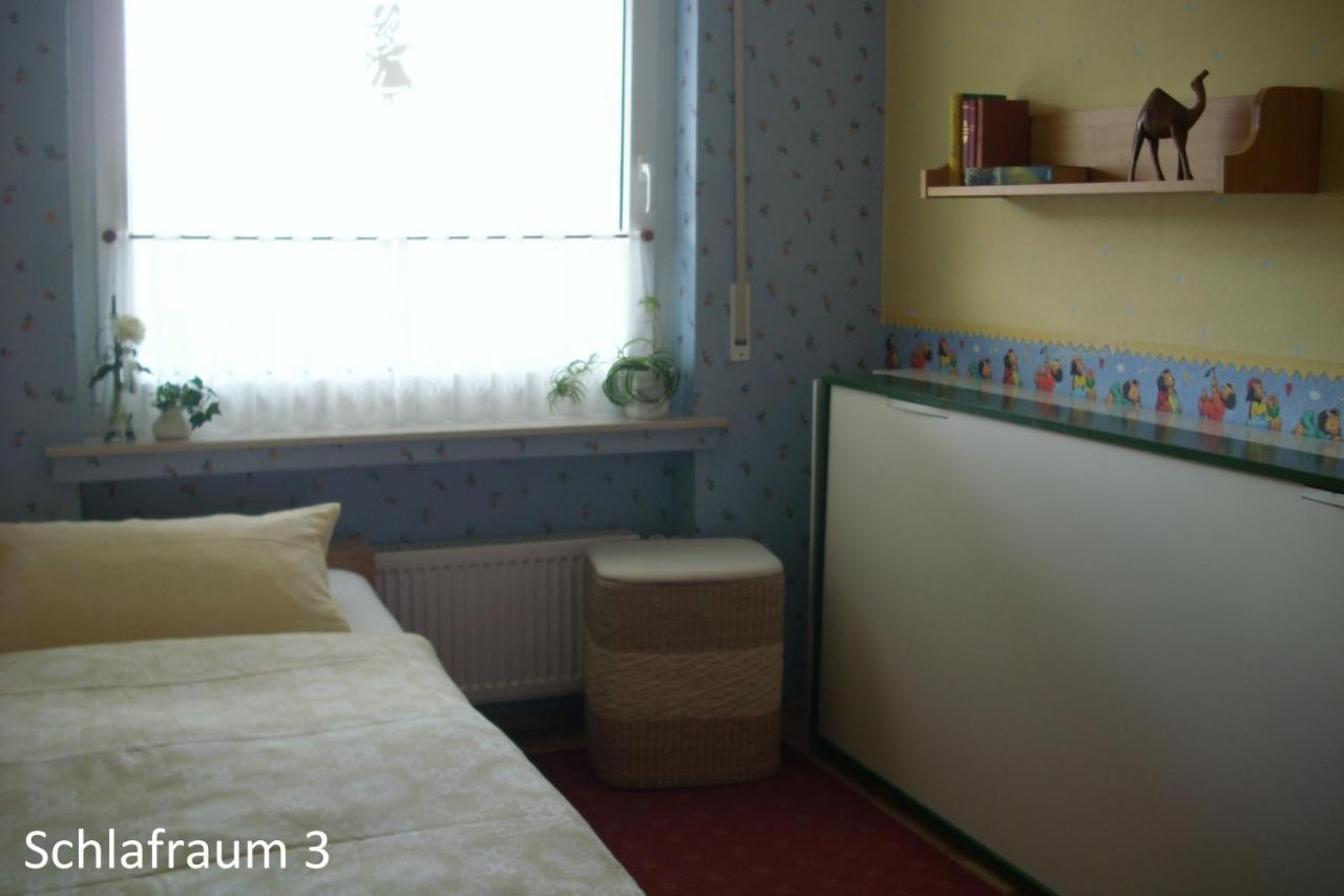 Ferienwohnung Waltraud ブリーロン エクステリア 写真